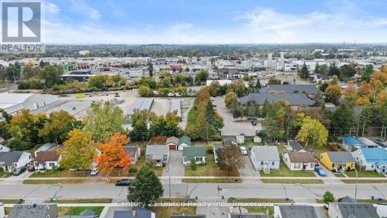 759 ST. MARY'S STREET, Peterborough, Ontario, K9J4H1