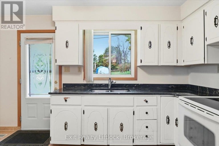 842 CHEMONGVIEW DRIVE, Selwyn, Ontario, K0L1T0