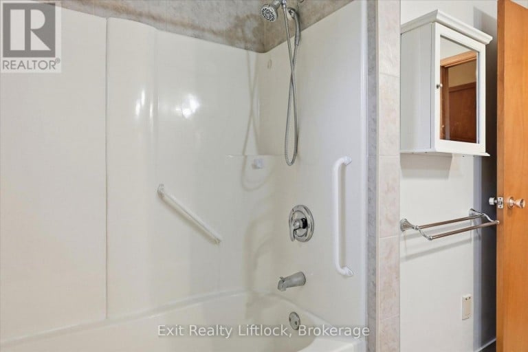 842 CHEMONGVIEW DRIVE, Selwyn, Ontario, K0L1T0