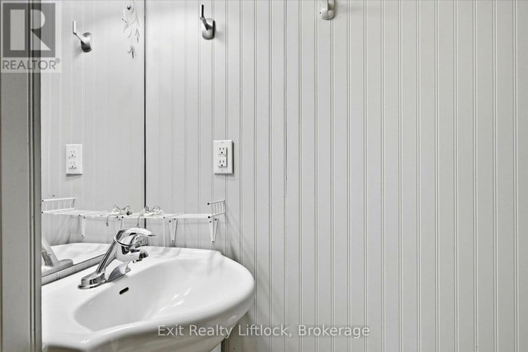 842 CHEMONGVIEW DRIVE, Selwyn, Ontario, K0L1T0