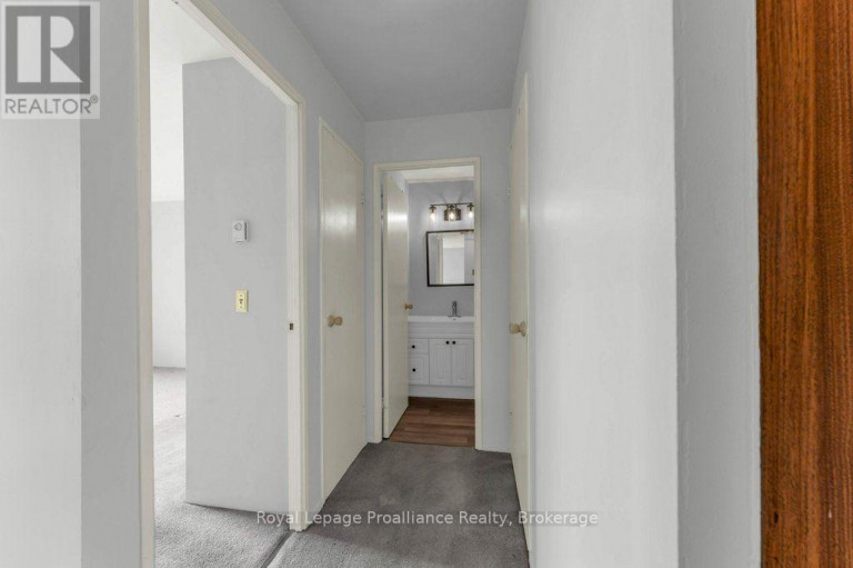 509 - 358 QUEEN MARY ROAD, Kingston (West of Sir John A. Blvd), Ontario, K7M7E8