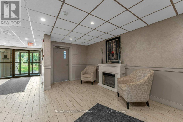 509 - 358 QUEEN MARY ROAD, Kingston (West of Sir John A. Blvd), Ontario, K7M7E8