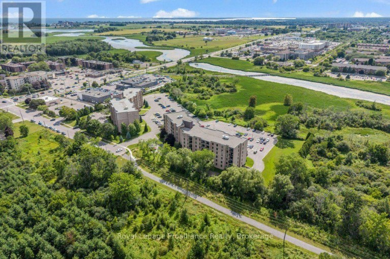 509 - 358 QUEEN MARY ROAD, Kingston (West of Sir John A. Blvd), Ontario, K7M7E8