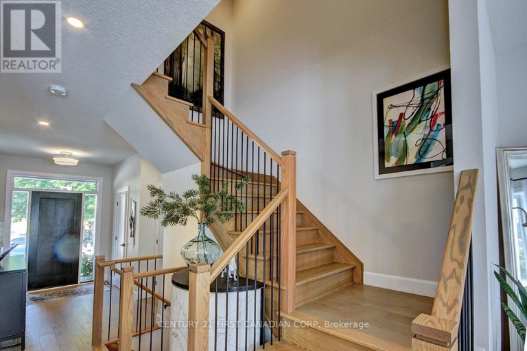 420 OLD WONDERLAND ROAD, London South (South N), Ontario, N6K3R2