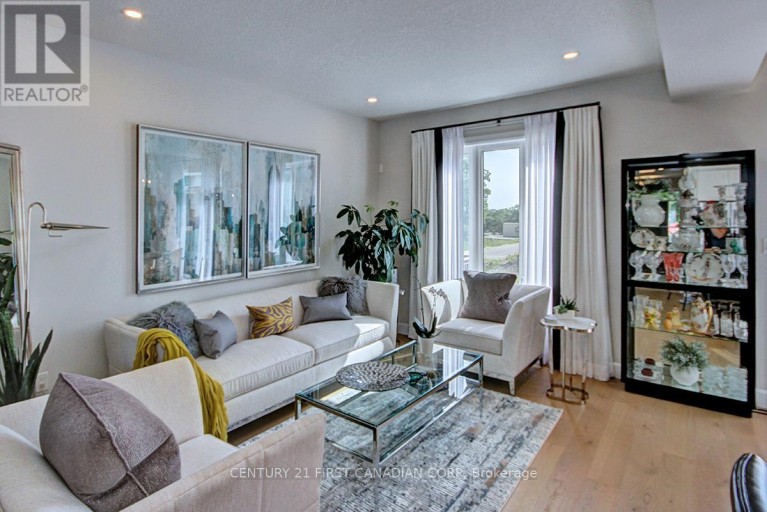 420 OLD WONDERLAND ROAD, London South (South N), Ontario, N6K3R2