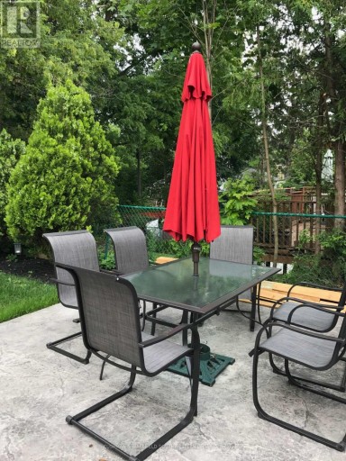 56 THOMAS JANES DRIVE, London South (South G), Ontario, N6C2G9