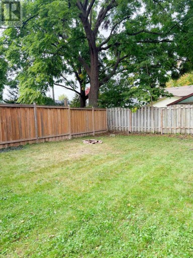 56 THOMAS JANES DRIVE, London South (South G), Ontario, N6C2G9