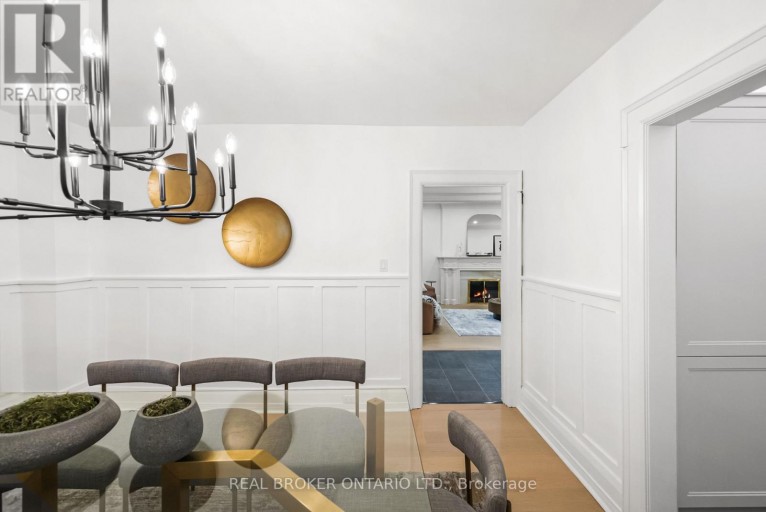 69 CHAPLIN CRESCENT, Toronto (Yonge-Eglinton), Ontario, M5P1A2