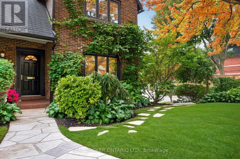 69 CHAPLIN CRESCENT, Toronto (Yonge-Eglinton), Ontario, M5P1A2