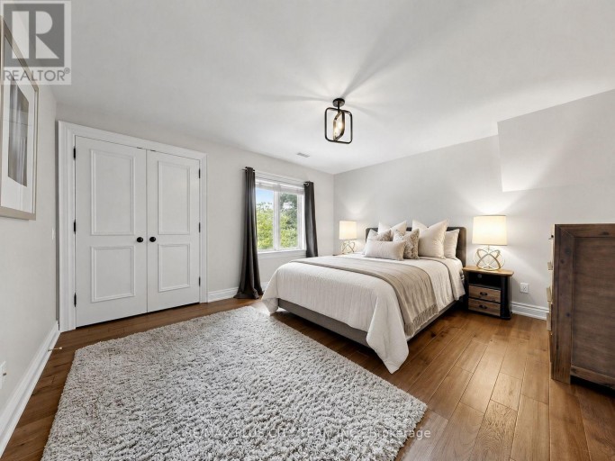 208 CARMICHAEL AVENUE, Toronto (Bedford Park-Nortown), Ontario, M5M2X3
