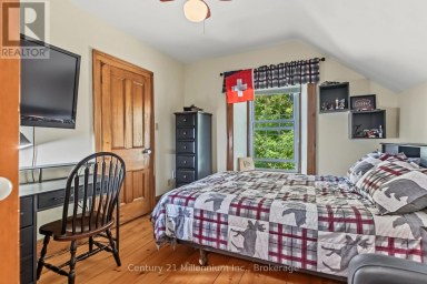395 ELSINORE ROAD N South Bruce Peninsula Ontario photo 42