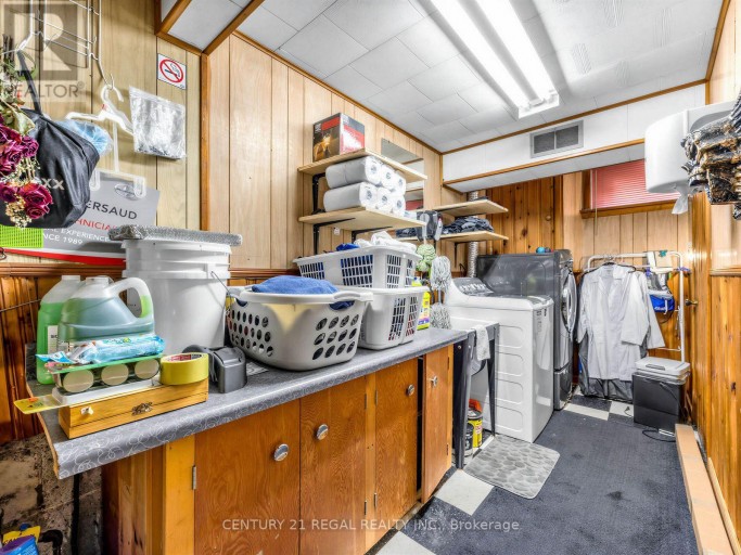 121 JANRAY DRIVE, Toronto (Woburn), Ontario, M1G1Y8