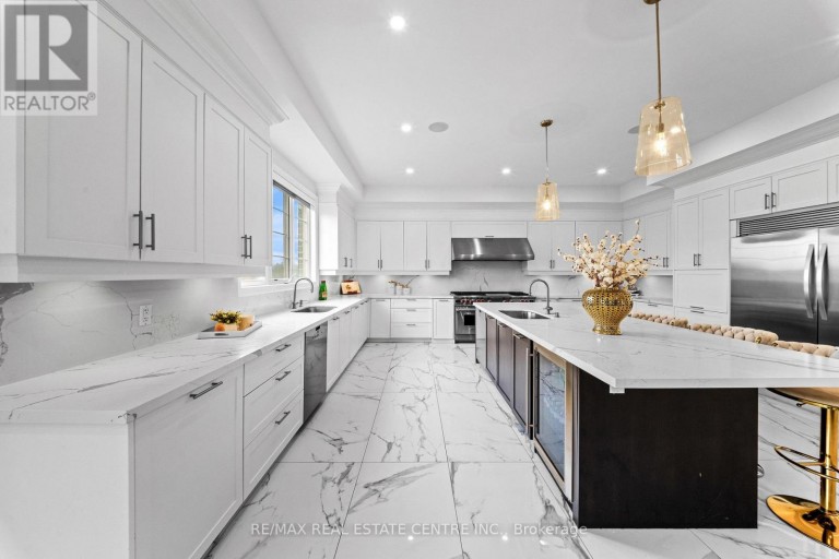 10 ROLLING GREEN COURT, Vaughan (Kleinburg), Ontario, L4H4K7
