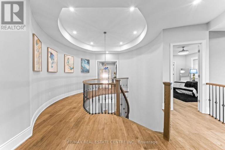 10 ROLLING GREEN COURT, Vaughan (Kleinburg), Ontario, L4H4K7