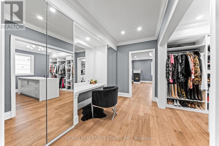 10 ROLLING GREEN COURT, Vaughan (Kleinburg), Ontario, L4H4K7