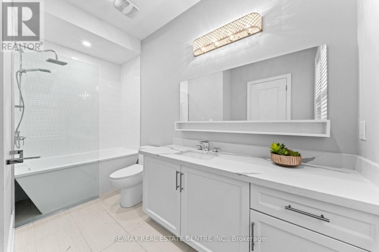 10 ROLLING GREEN COURT, Vaughan (Kleinburg), Ontario, L4H4K7