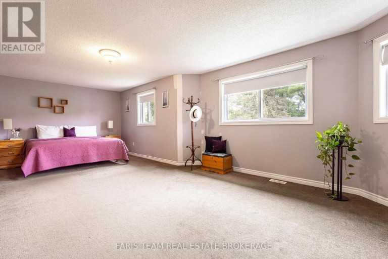 114 RUFFET DRIVE, Barrie (Edgehill Drive), Ontario, L4N0N6