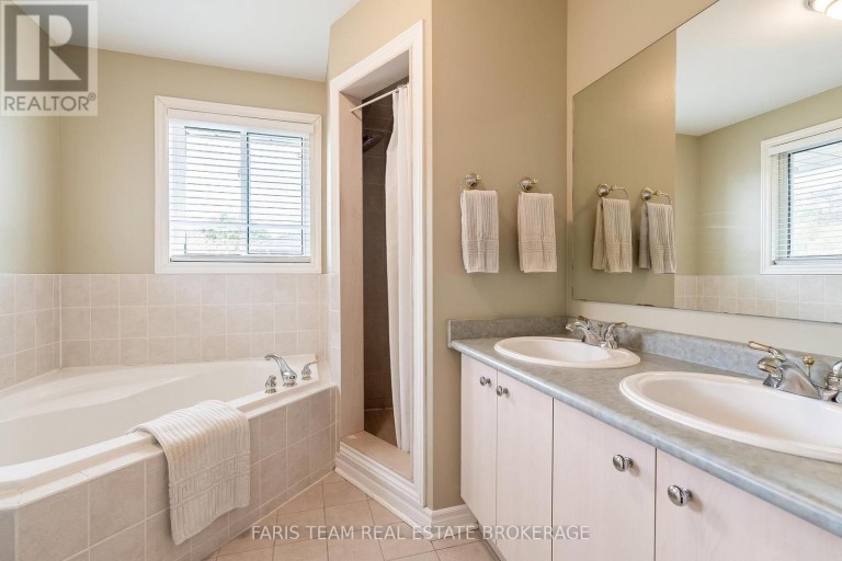 114 RUFFET DRIVE, Barrie (Edgehill Drive), Ontario, L4N0N6