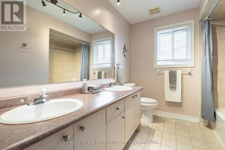 114 RUFFET DRIVE, Barrie (Edgehill Drive), Ontario, L4N0N6