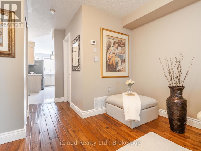 51 SPADINA ROAD, Brampton (Bram West), Ontario, L6X4X6