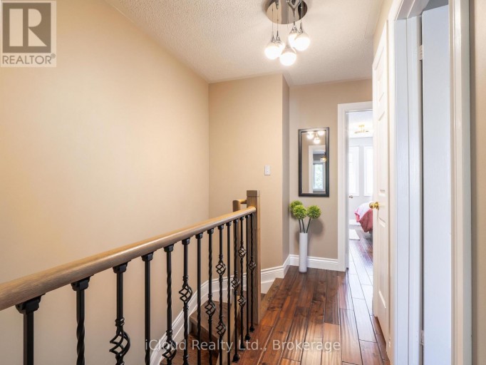 51 SPADINA ROAD, Brampton (Bram West), Ontario, L6X4X6