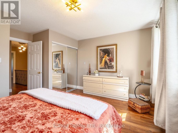 51 SPADINA ROAD, Brampton (Bram West), Ontario, L6X4X6
