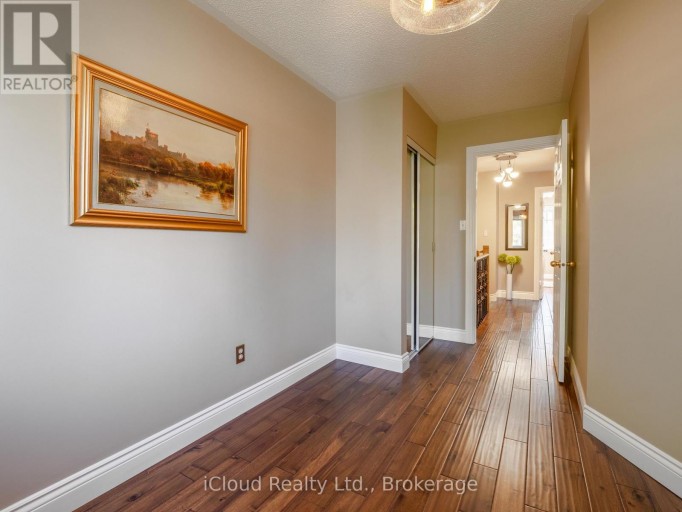 51 SPADINA ROAD, Brampton (Bram West), Ontario, L6X4X6