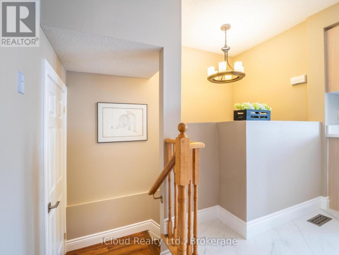 51 SPADINA ROAD, Brampton (Bram West), Ontario, L6X4X6