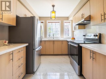 51 SPADINA ROAD Brampton (Bram West) Ontario photo 8