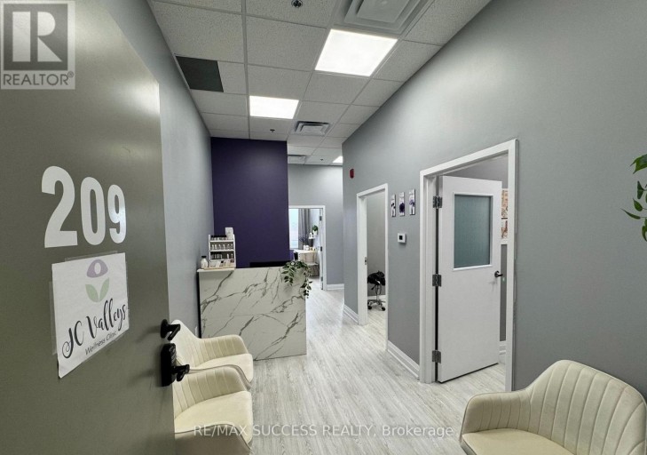 209 - 3465 PLATINUM DRIVE, Mississauga (Churchill Meadows), Ontario, L5M2S1