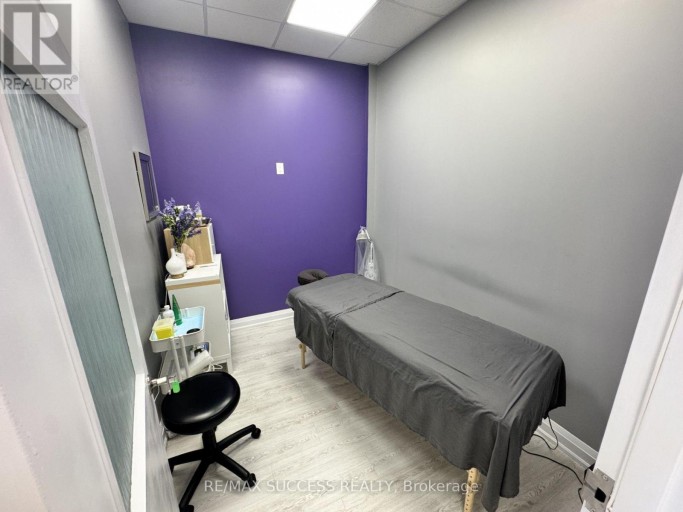 209 - 3465 PLATINUM DRIVE, Mississauga (Churchill Meadows), Ontario, L5M2S1