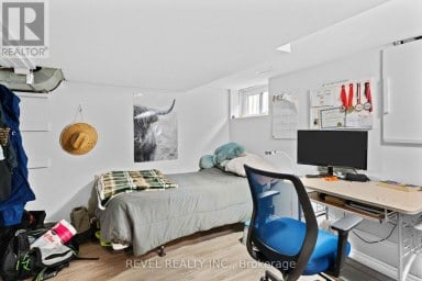 33 CLINE AVENUE N Hamilton (Westdale) Ontario photo 19