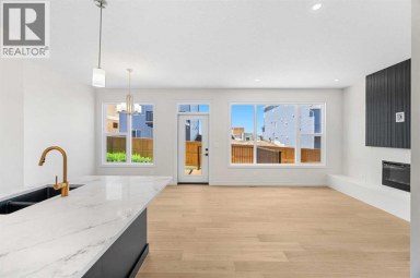63 Annette Rise NW Calgary Alberta photo 2