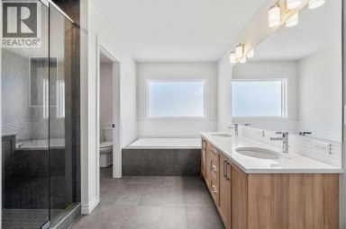 63 Annette Rise NW Calgary Alberta photo 26