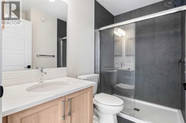 63 Annette Rise NW Calgary Alberta photo 34