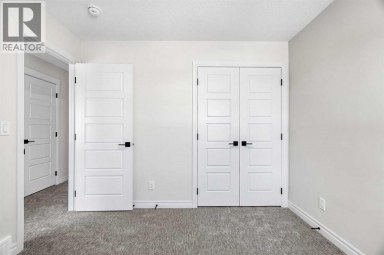 63 Annette Rise NW Calgary Alberta photo 38