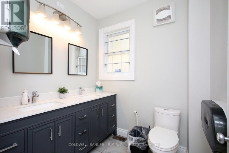 65 ALBERT STREET, Oshawa (Central), Ontario, L1H4R1