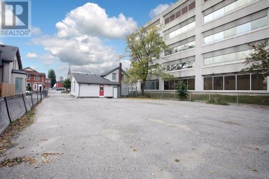 65 ALBERT STREET Oshawa (Central) Ontario photo 23
