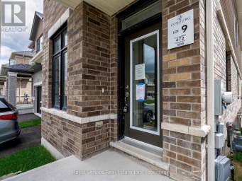 472 TREVOR STREET Cobourg Ontario photo 37