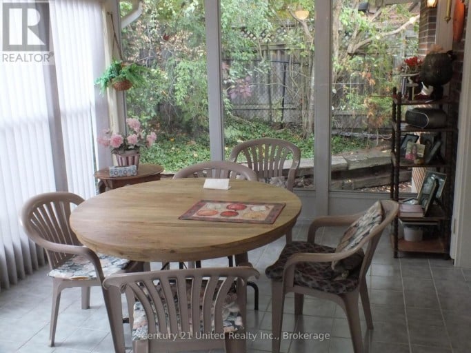 309 LINDAN AVENUE, Selwyn, Ontario, K9L1K8