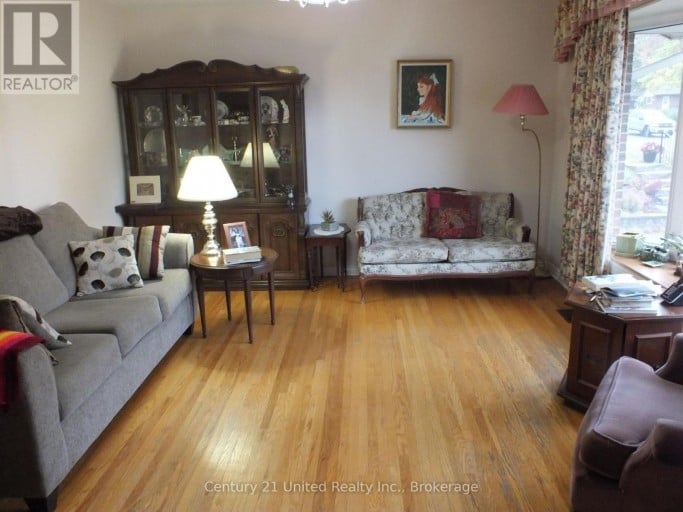 309 LINDAN AVENUE, Selwyn, Ontario, K9L1K8