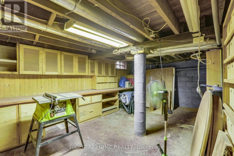 1053 FRANCES STREET, London East (East M), Ontario, N5W2L8