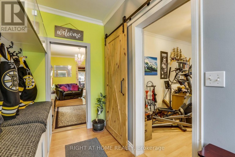 1053 FRANCES STREET, London East (East M), Ontario, N5W2L8