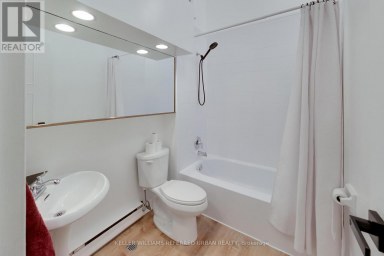 22 - 1666 QUEEN STREET E Toronto (Woodbine Corridor) Ontario photo 12