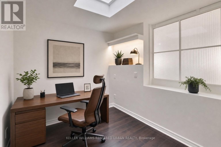 22 - 1666 QUEEN STREET E, Toronto (Woodbine Corridor), Ontario, M4L1G3