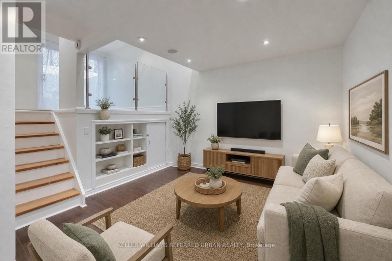 22 - 1666 QUEEN STREET E, Toronto (Woodbine Corridor), Ontario, M4L1G3