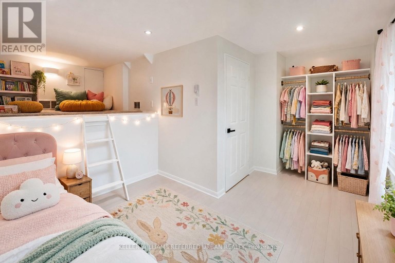 22 - 1666 QUEEN STREET E, Toronto (Woodbine Corridor), Ontario, M4L1G3
