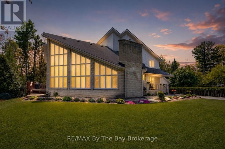32 BRIDLEWOOD CRESCENT, Wasaga Beach, Ontario, L9Z1B4