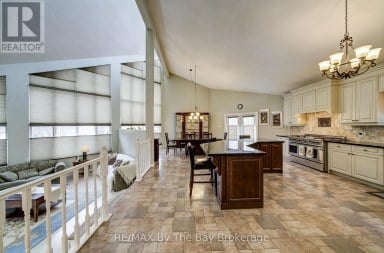 32 BRIDLEWOOD CRESCENT Wasaga Beach Ontario photo 12