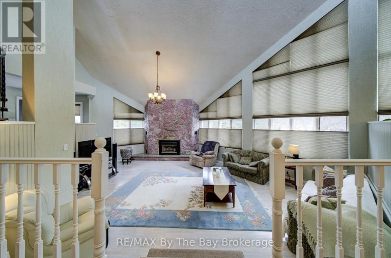32 BRIDLEWOOD CRESCENT, Wasaga Beach, Ontario, L9Z1B4